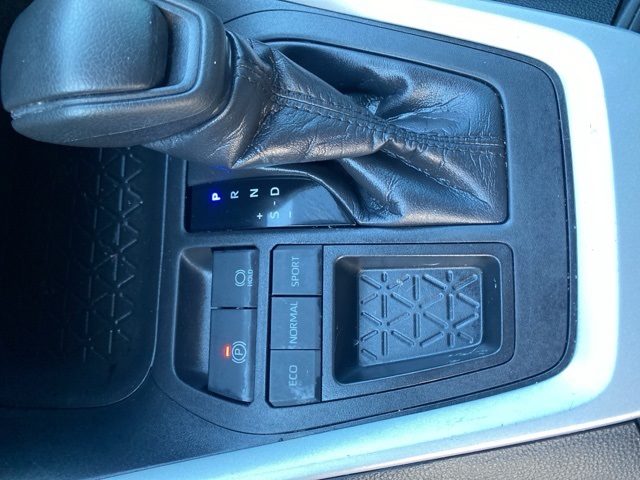 Used Car 2021 Toyota Rav4  Le For Sale Under $25,000 In San Antonio, Texas