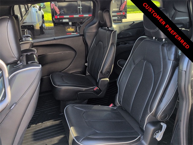 2020 Chrysler Pacifica Limited for sale at PATRIOT CHEVROLET OF LIMERICK