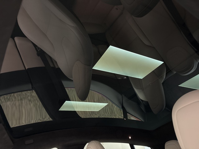2021 Tesla Model S Long Range photo 12