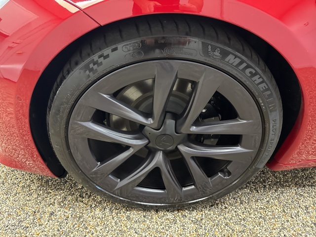 2021 Tesla Model S Long Range photo 20