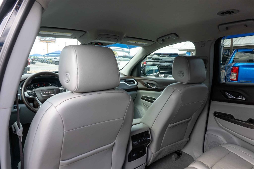 Used Car 2023 Gmc Acadia  Slt For Sale Under $30,000 In San Marcos, Texas