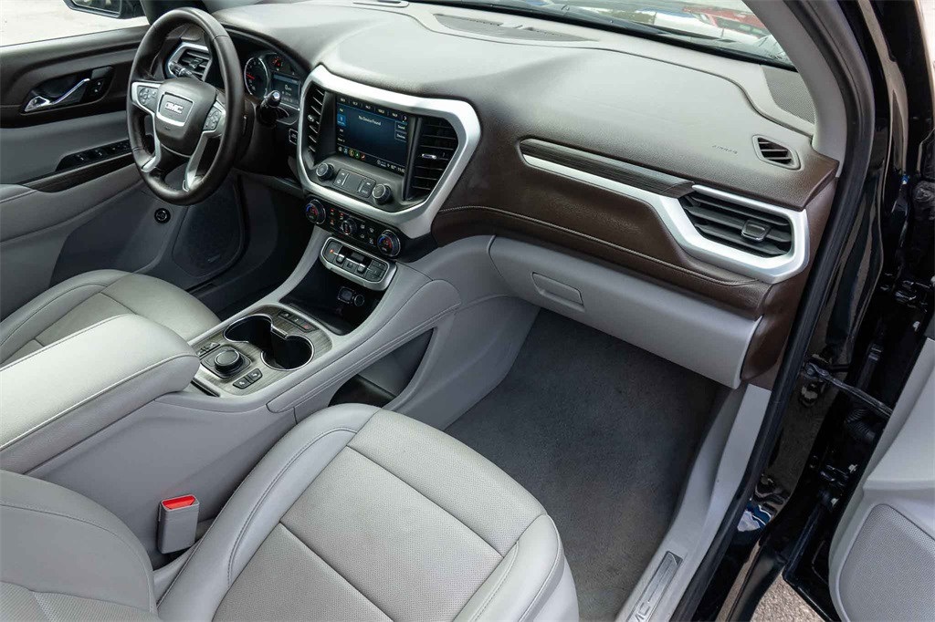 Used Car 2023 Gmc Acadia  Slt For Sale Under $30,000 In San Marcos, Texas