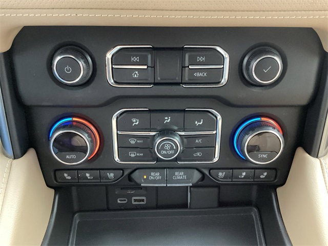 Used Car 2021 Chevrolet Tahoe  Premier For Sale Under $40,000 In San Antonio, Texas