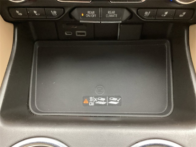 Used Car 2021 Chevrolet Tahoe  Premier For Sale Under $40,000 In San Antonio, Texas