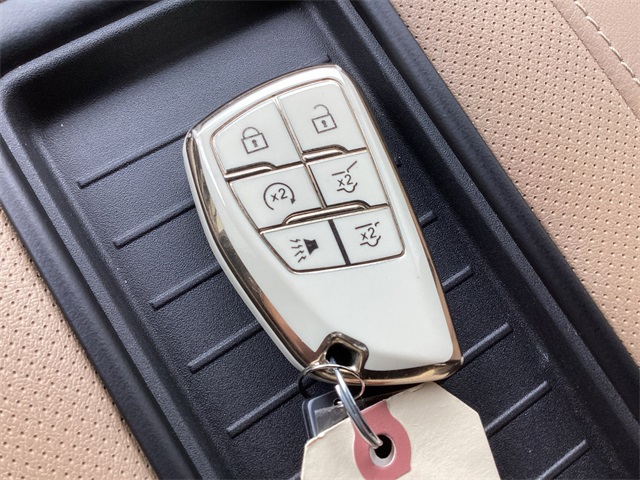 Used Car 2021 Chevrolet Tahoe  Premier For Sale Under $40,000 In San Antonio, Texas