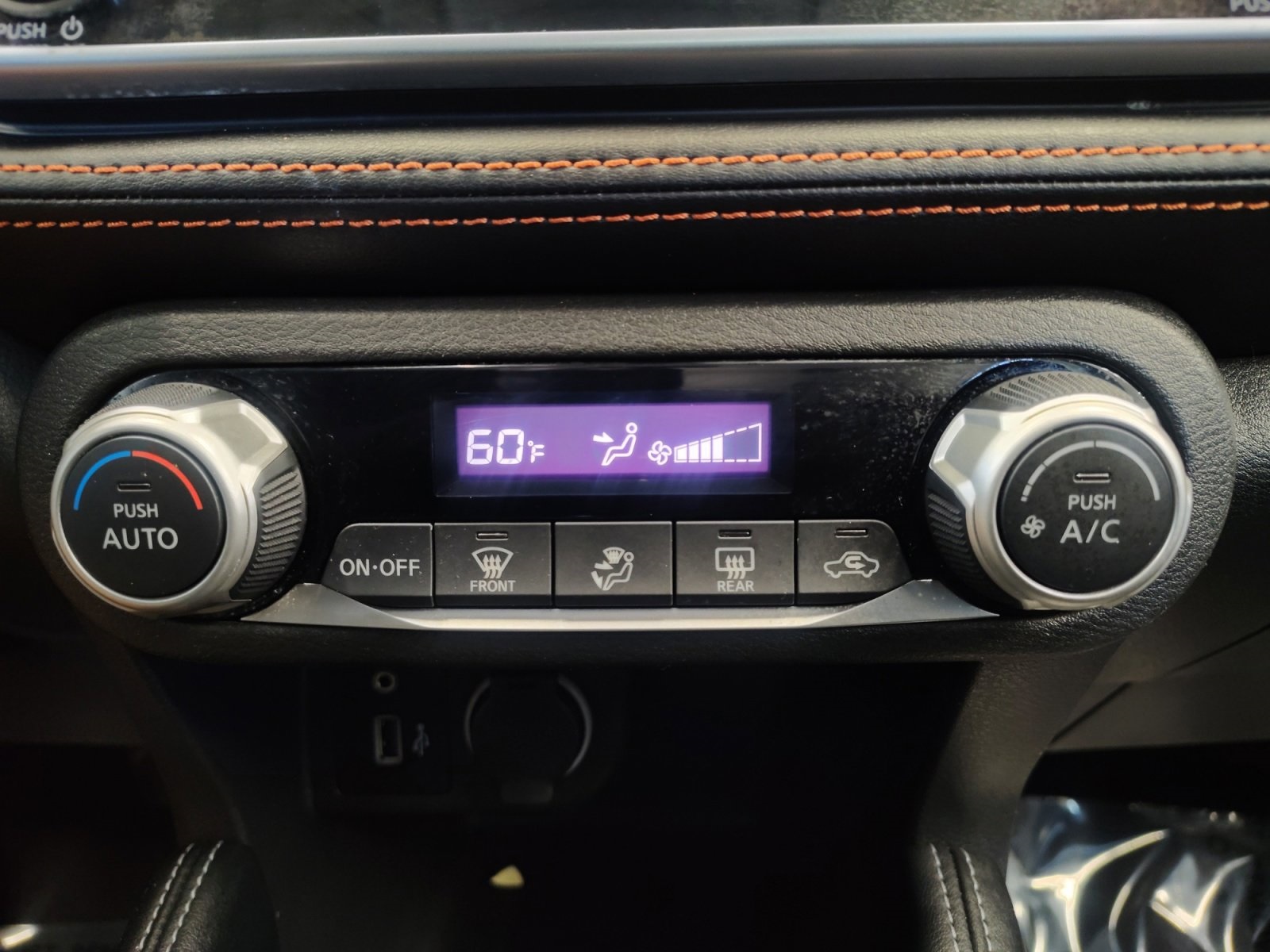 Used Car 2020 Nissan Kicks  Sr For Sale Under $20,000 In San Antonio, Texas