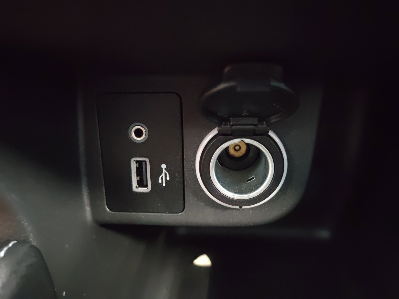 Used Car 2020 Nissan Kicks  Sr For Sale Under $20,000 In San Antonio, Texas