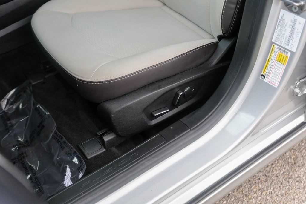 Used Car 2019 Ford Fusion  Se For Sale Under $15,000 In Austin, Texas