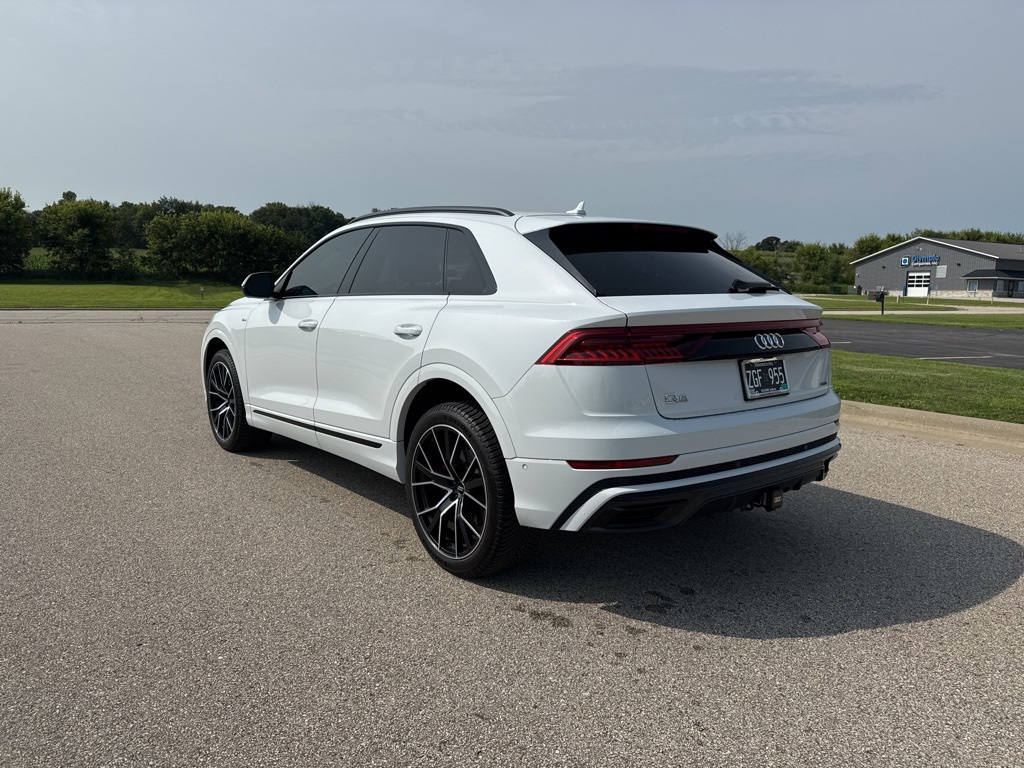 2021 Audi Q8