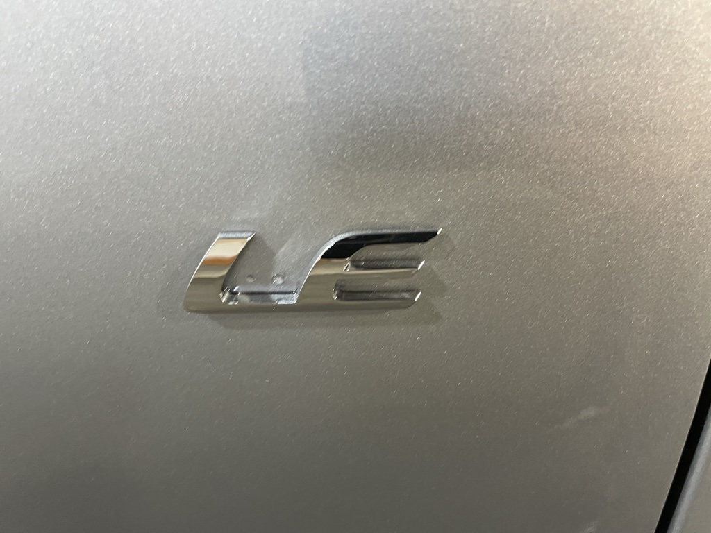 Thumbnail: 2025 Toyota Corolla Cross - 17