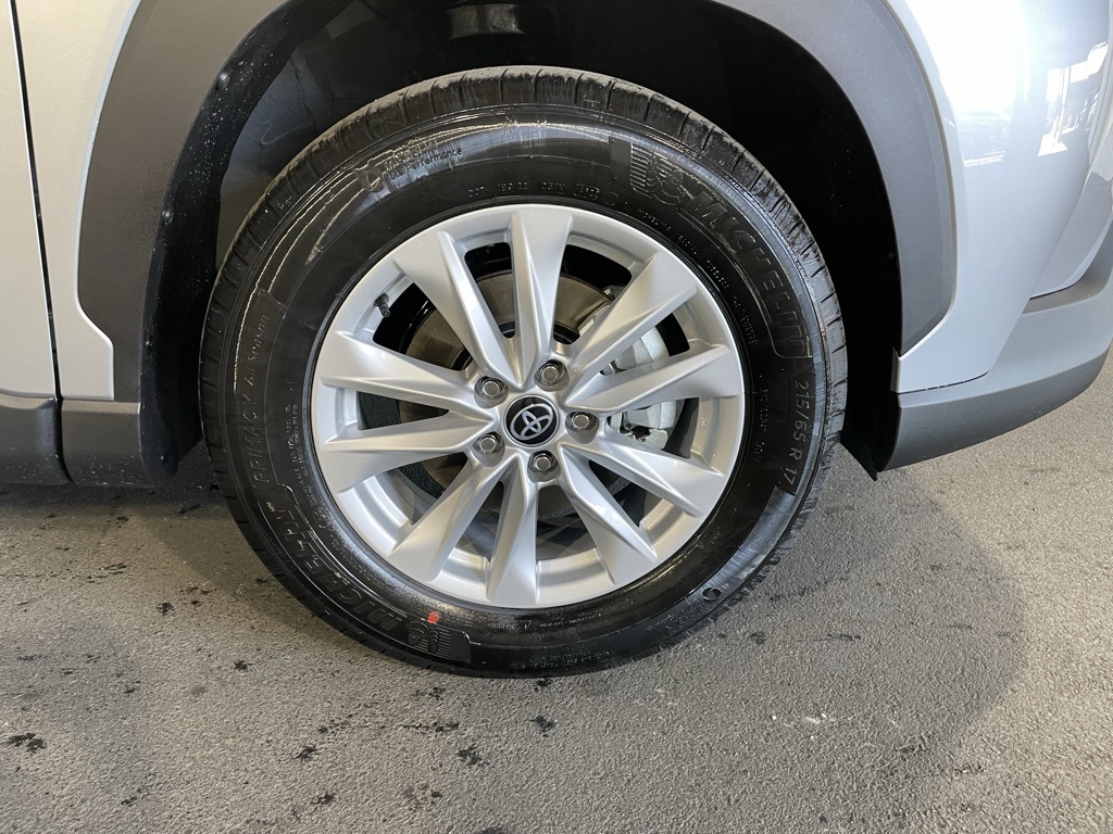 Thumbnail: 2025 Toyota Corolla Cross - 7