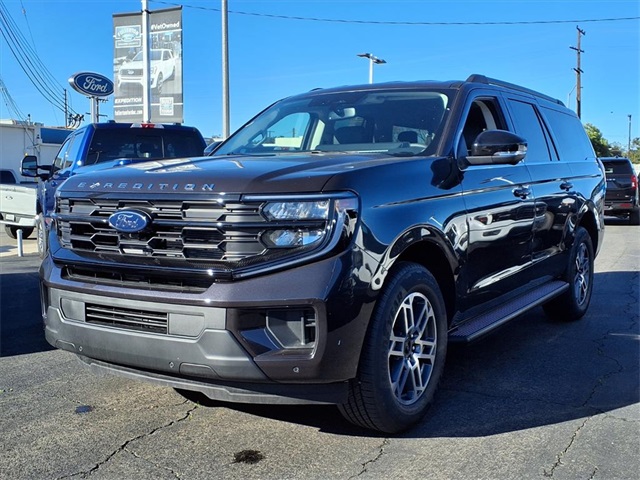 2026 Ford Expedition MAX Active RWD