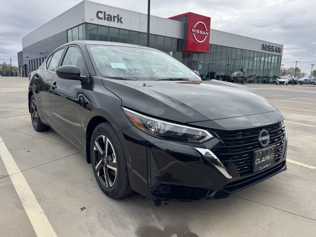 2025 Nissan Sentra SV's photo