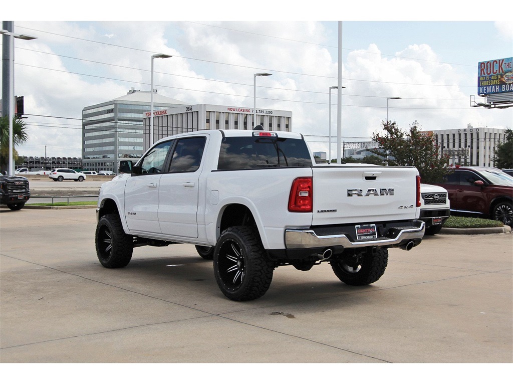 2025 Ram 1500 Laramie - 3