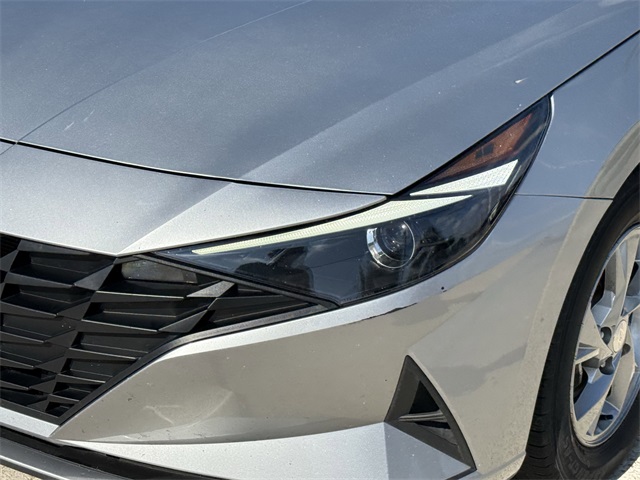 2023 Hyundai Elantra SE Silver at Keating Nissan