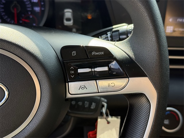 2023 Hyundai Elantra SE Silver at Keating Nissan