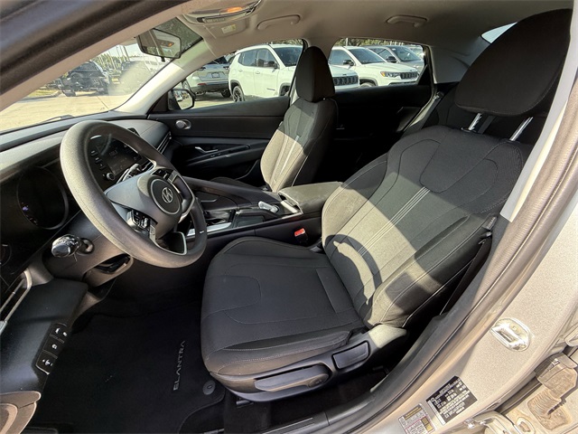 2023 Hyundai Elantra SE Silver at Keating Nissan