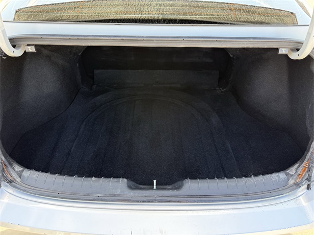 2023 Hyundai Elantra SE Silver at Keating Nissan