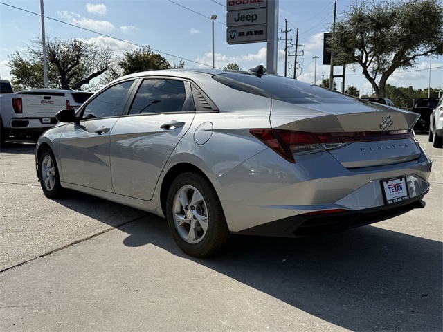 2023 Hyundai Elantra SE Silver at Keating Nissan