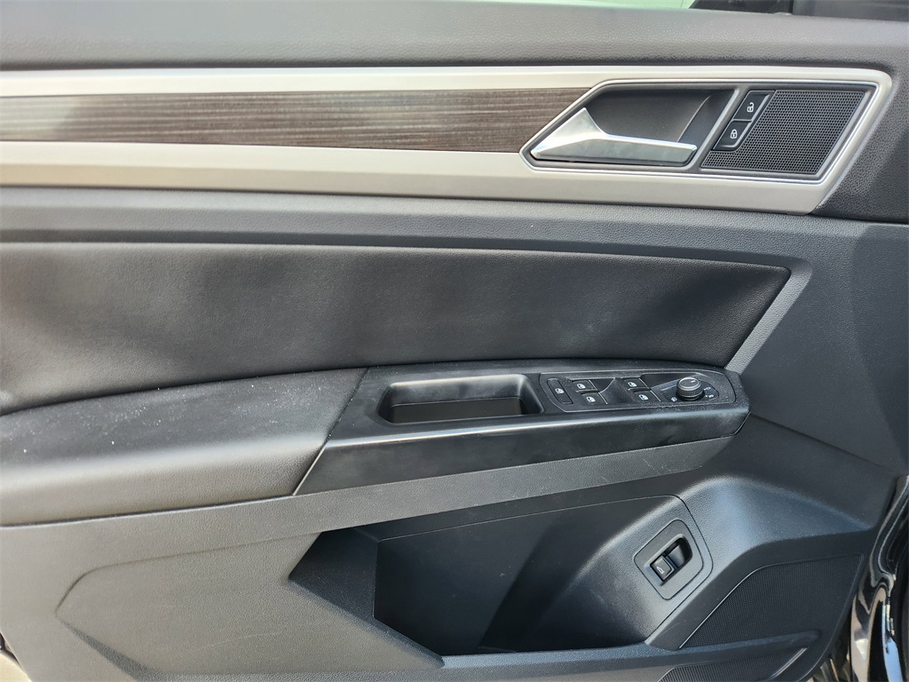 2019 Volkswagen Atlas 3.6L V6 SEL R-Line Black at Bayway Cadillac of The Woodlands