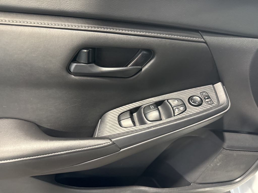 Thumbnail: 2024 Nissan Sentra - 25