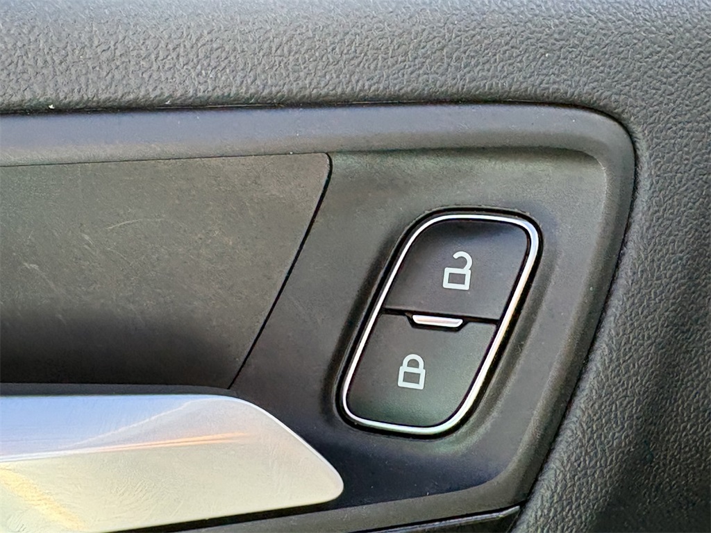 Used Car 2022 Ford Escape  Sel For Sale Under $25,000 In San Marcos, Texas