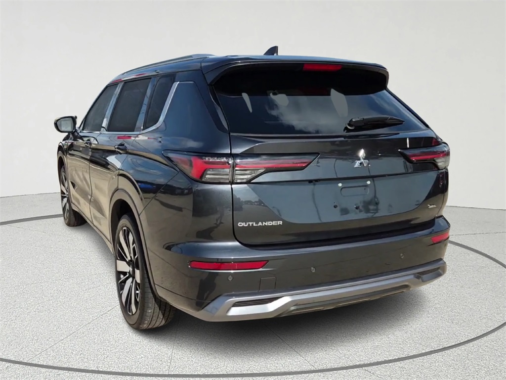 2025 Mitsubishi Outlander SEL - 6