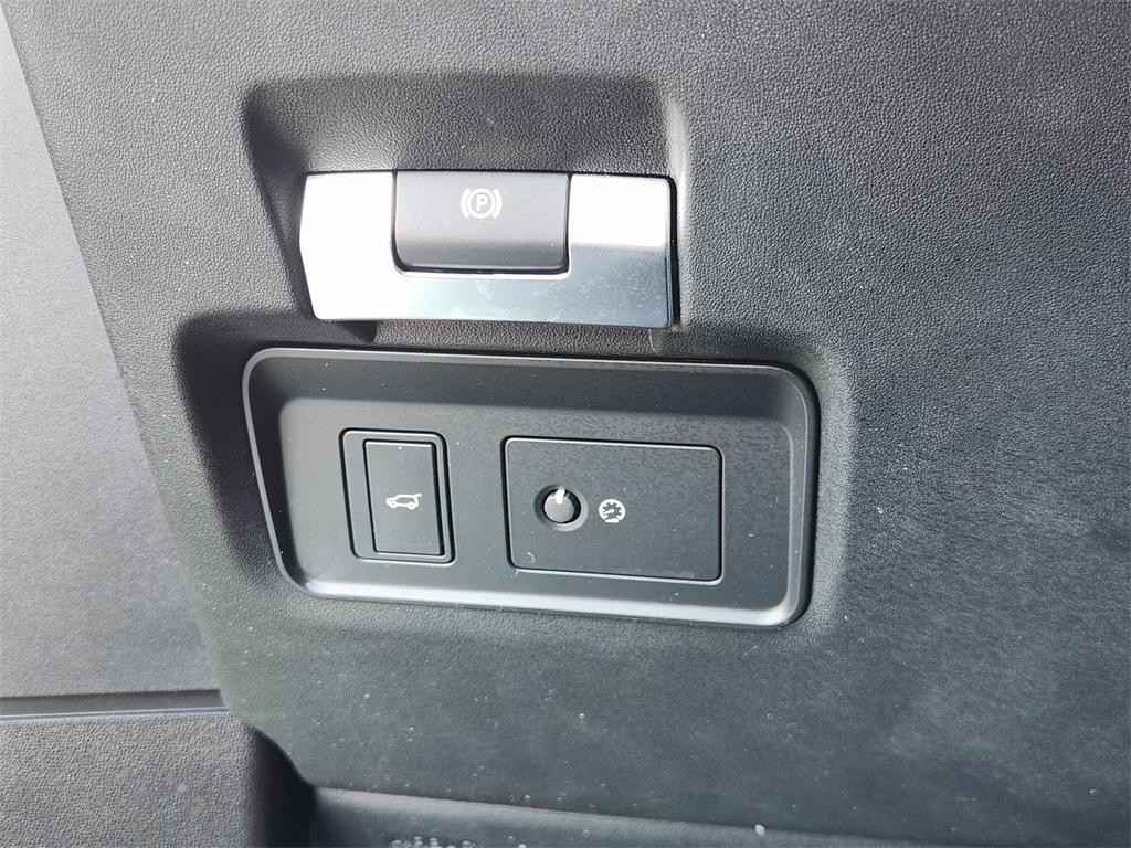 2023 Land Rover Range Rover Evoque R-Dynamic SE  at Ultimate Motorsports