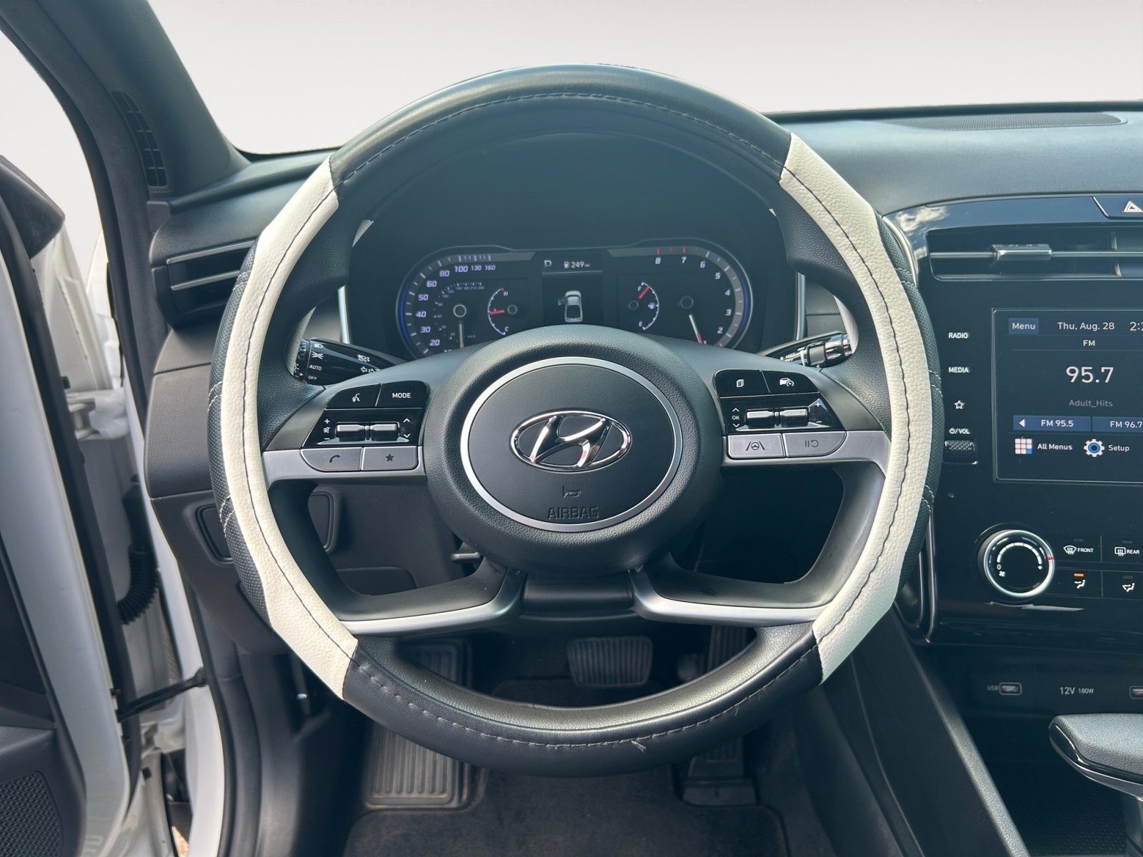 Used Car 2023 Hyundai Santa Cruz  Sel For Sale Under $25,000 In San Antonio, Texas
