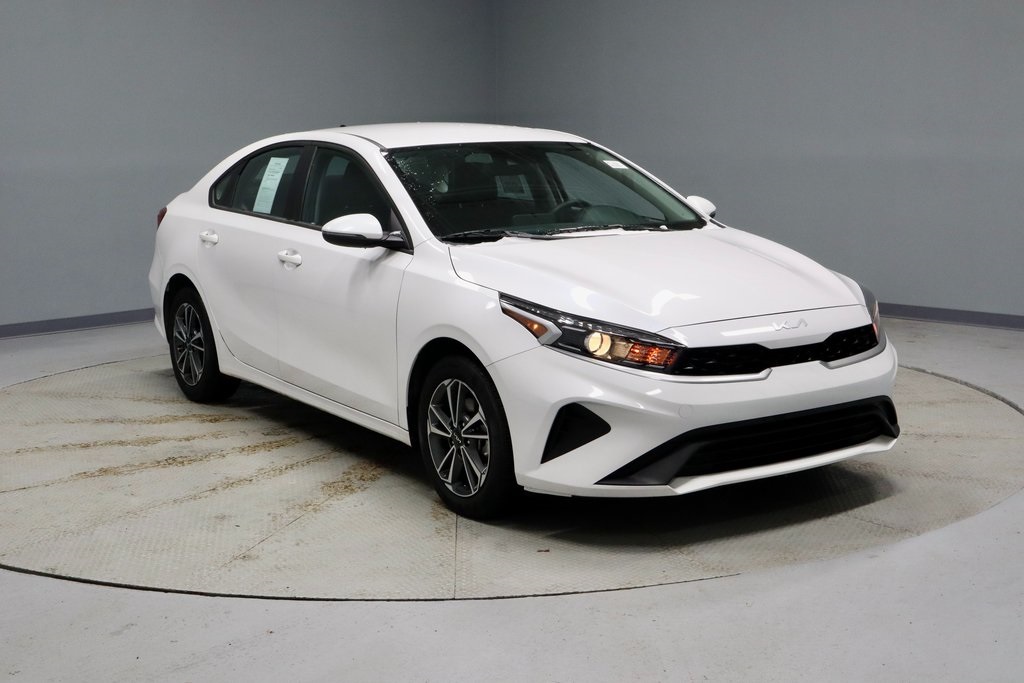 2023 Kia Forte LXS FWD