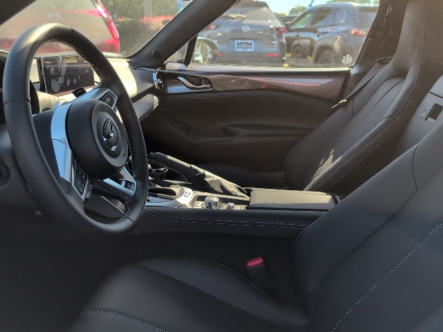 2025 Mazda MX-5 Miata RF Grand Touring - 11