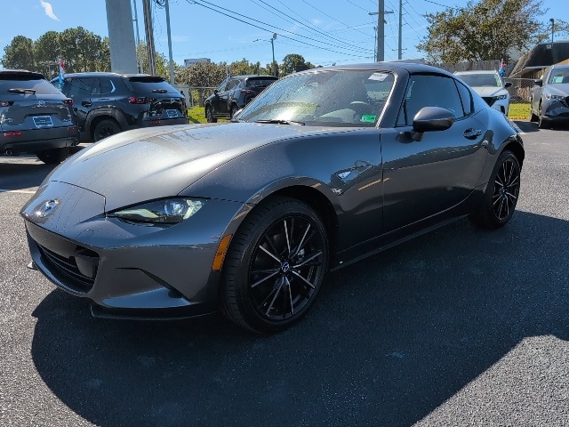 2025 Mazda MX-5 Miata RF Grand Touring - 6