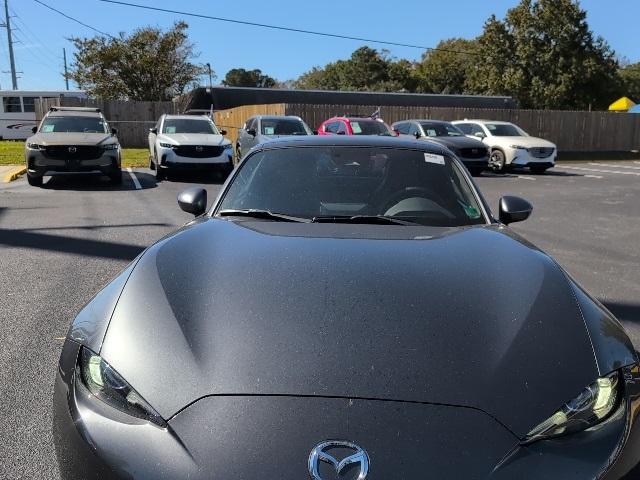 2025 Mazda MX-5 Miata RF Grand Touring - 8