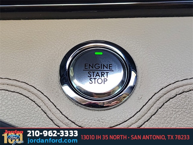 Used Car 2019 Lincoln Navigator  Select For Sale Under $35,000 In San Antonio, Texas