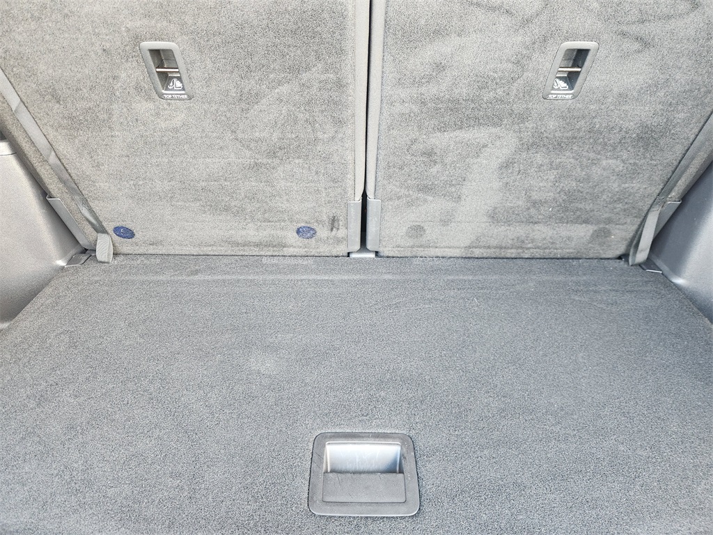 2019 Volkswagen Atlas 3.6L V6 SEL R-Line Black at Keating Nissan