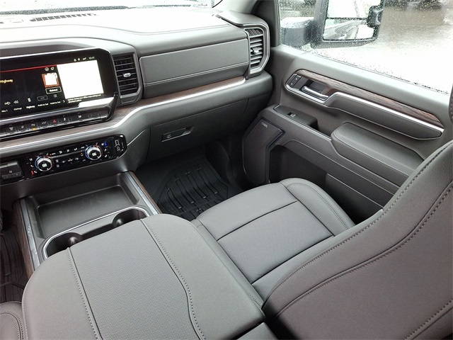 2025 GMC Sierra 2500HD SLT for sale at PATRIOT BUICK GMC OF BOYERTOWN