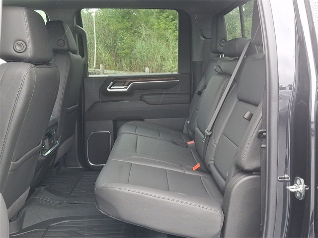 2025 GMC Sierra 2500HD SLT for sale at PATRIOT BUICK GMC OF BOYERTOWN