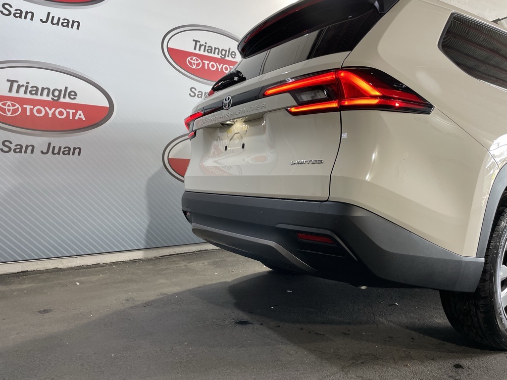 Thumbnail: 2026 Toyota Grand Highlander - 21