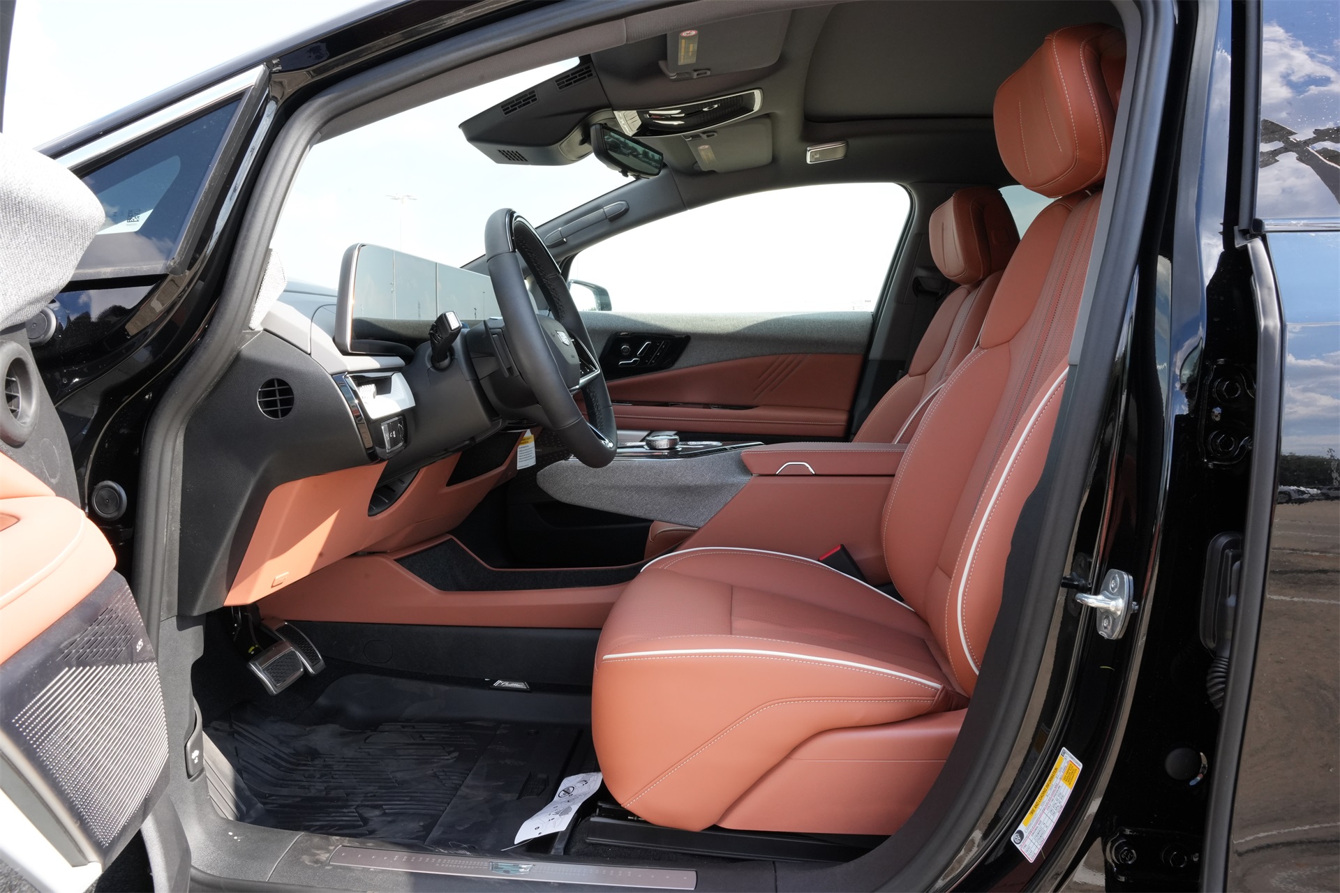 2025 Cadillac OPTIQ Luxury Black at Tom Peacock Cadillac