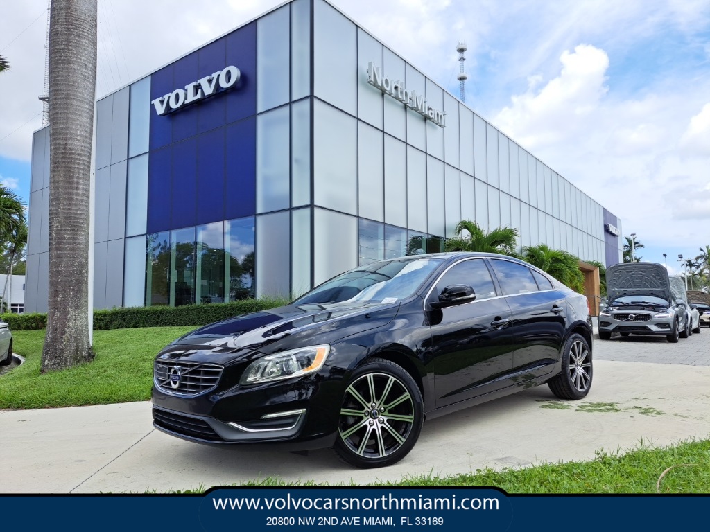 2017 Volvo S60 Inscription T5 Platinum
