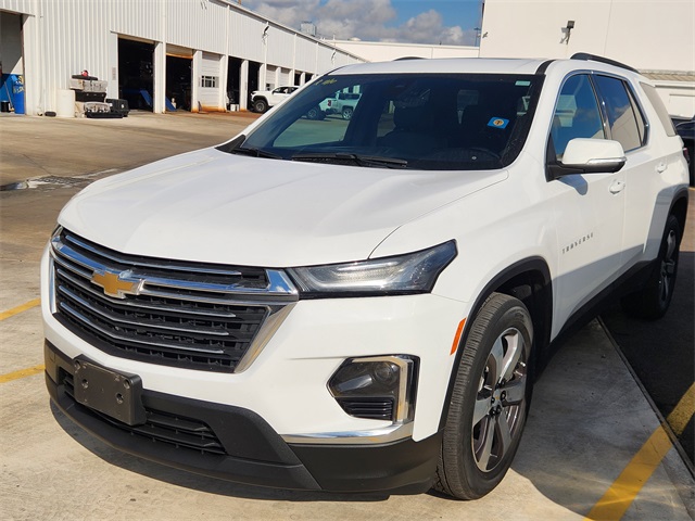 2022 Chevrolet Traverse LT Leather White at Cook Ford