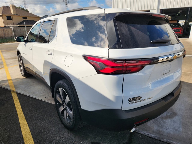 2022 Chevrolet Traverse LT Leather White at Cook Ford