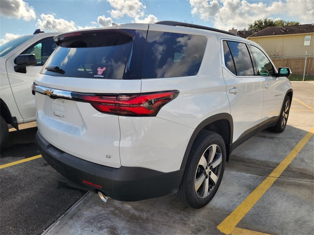 2022 Chevrolet Traverse LT Leather White at Cook Ford