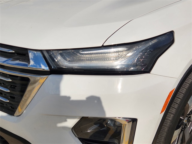 2022 Chevrolet Traverse LT Leather White at Cook Ford