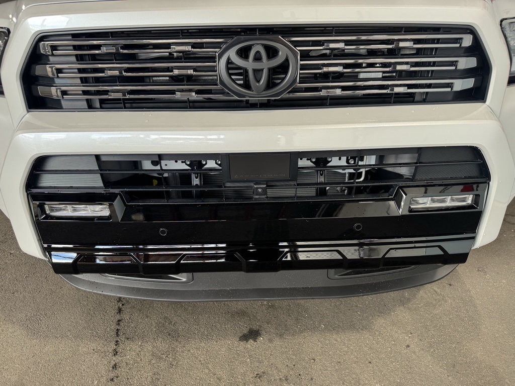 Thumbnail: 2025 Toyota 4Runner - 14