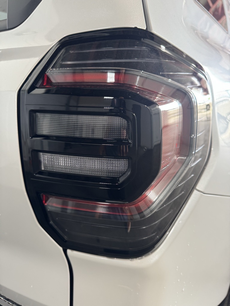 Thumbnail: 2025 Toyota 4Runner - 17