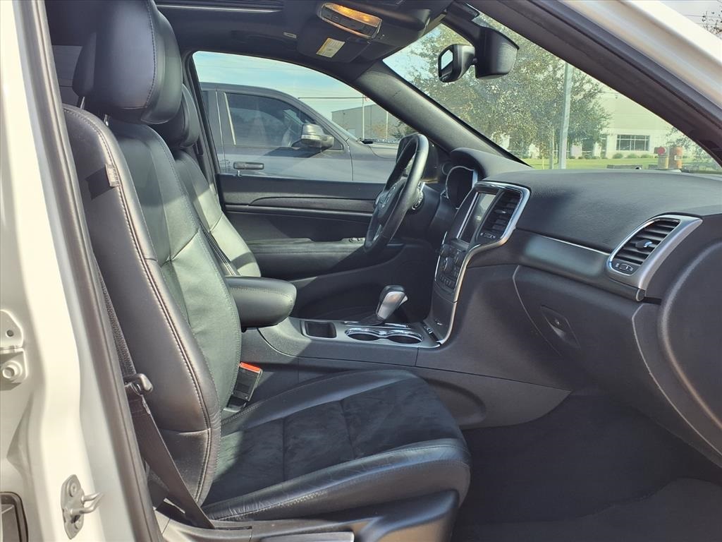 2017 Jeep Grand Cherokee Altitude White at Emmons Autoplex