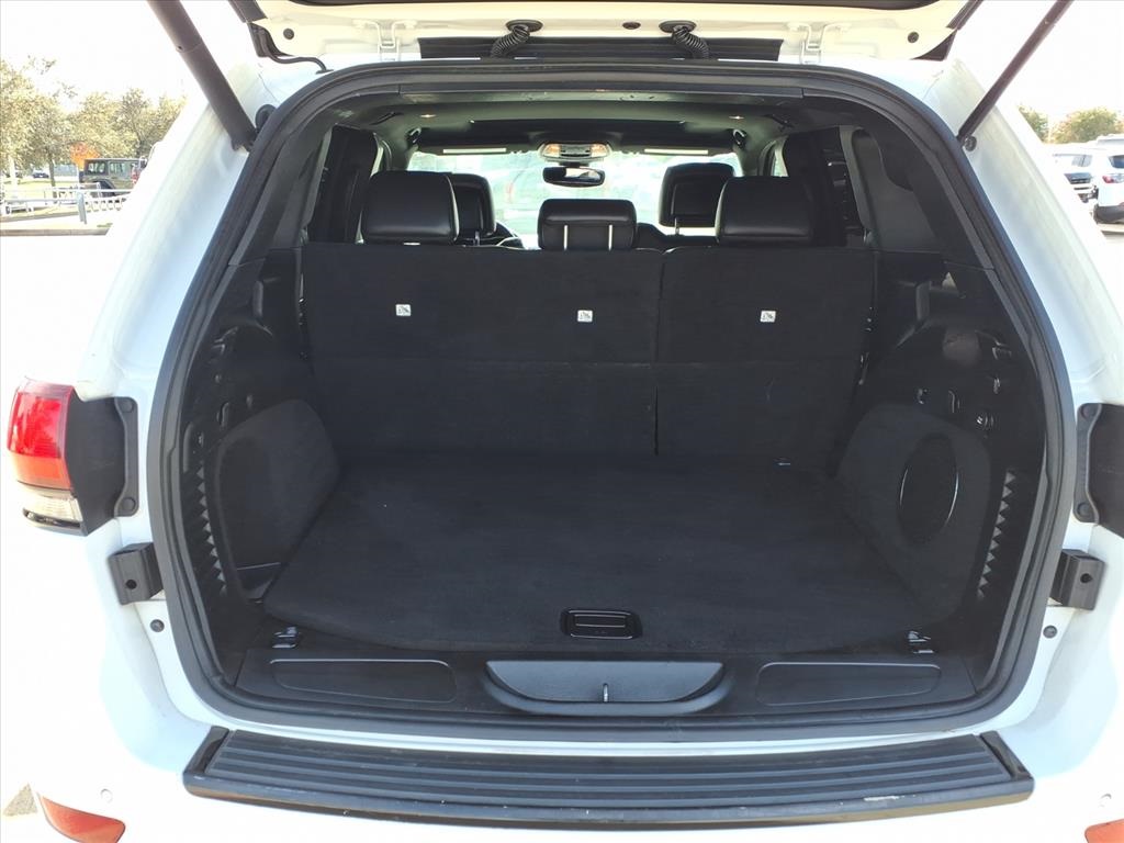 2017 Jeep Grand Cherokee Altitude White at Emmons Autoplex