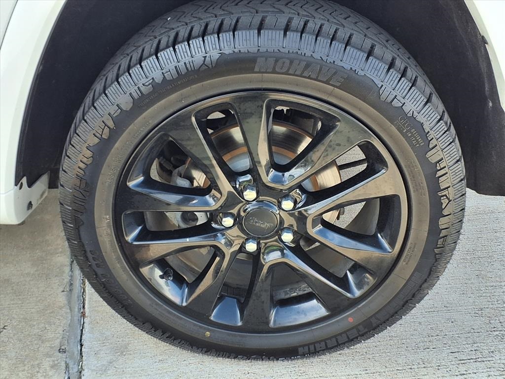 2017 Jeep Grand Cherokee Altitude White at Emmons Autoplex