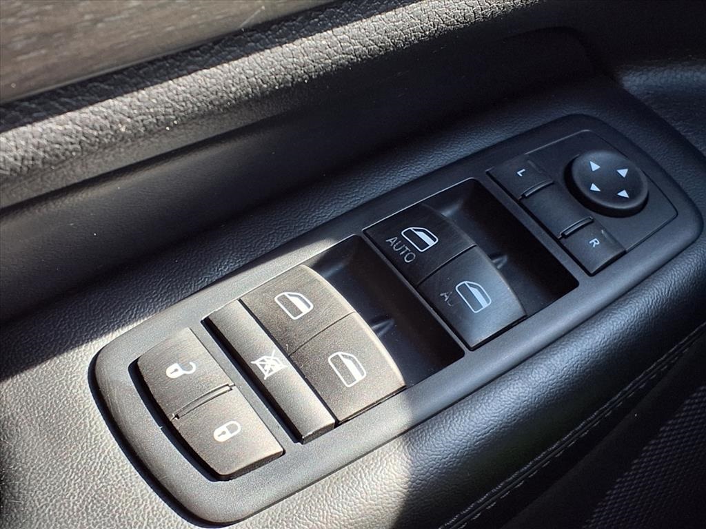 2017 Jeep Grand Cherokee Altitude White at Emmons Autoplex